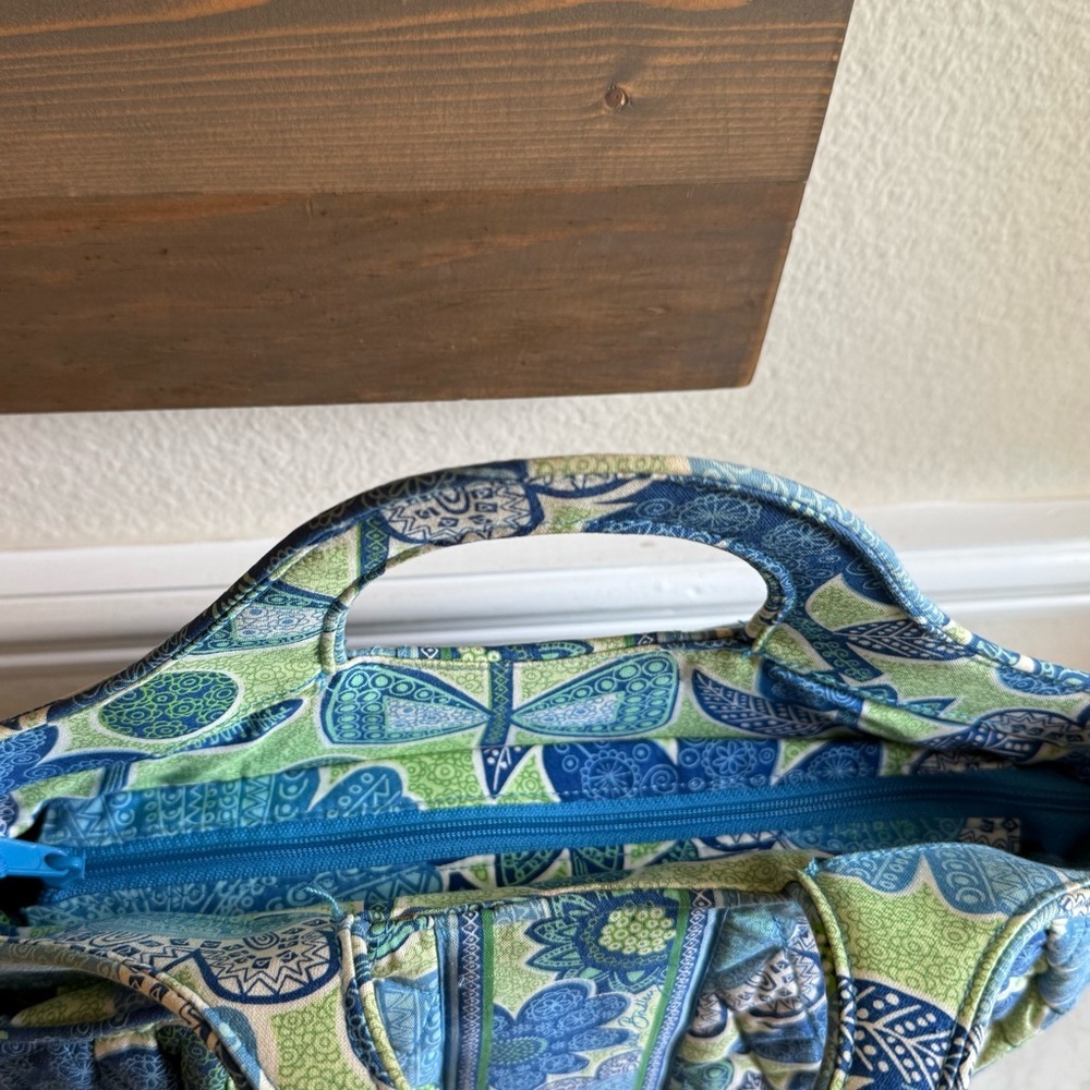VERA BRADLEY Doodle Daisy Tote - Picture 2 of 11